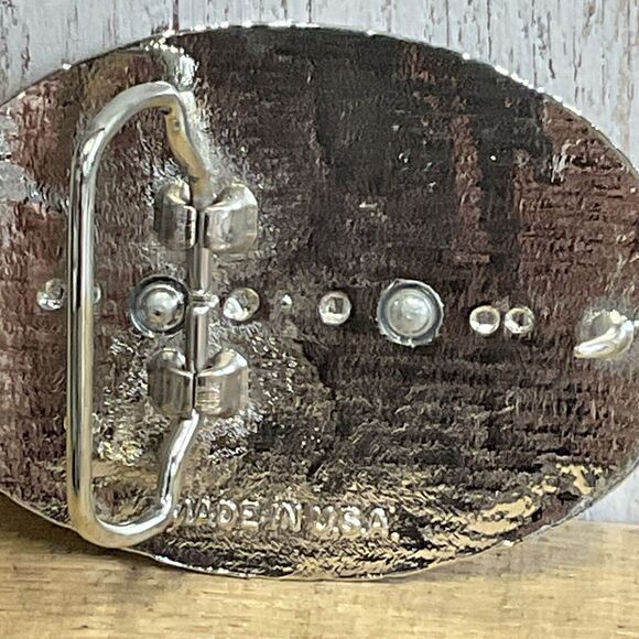 Soaring Eagle Belt Buckle Mens Patriotic Western Floral Gold Tone On Silver Tone - Picture 5 of 6